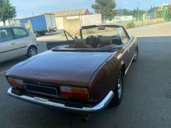 PEUGEOT 504 de 1969 en location pour mariage dans les Bouches-du-Rh�ne