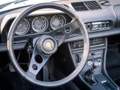 Louer une PEUGEOT 504 de de 1971 (Photo 5)