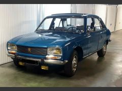 PEUGEOT 504 (Photo 1)