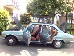 Louer une PEUGEOT 504 de de 1977 (Photo 3)