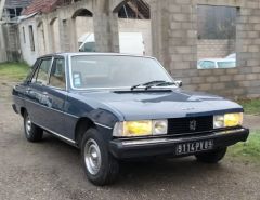 Louer une PEUGEOT 604 de de 1975 (Photo 1)