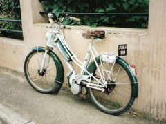 Louer une PEUGEOT Bima de de 1954 (Photo 1)