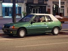 Louer une PEUGEOT Roland Garros de de 1989 (Photo 3)