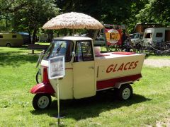 Louer une PIAGGIO Ape Menissier de de 1978 (Photo 2)