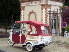 Louer une PIAGGIO Tuk Tuk  de de 2000 (Photo 3)