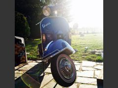 Louer une PIAGGIO Vespa de de 1986 (Photo 2)