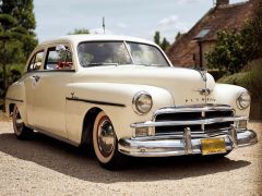PLYMOUTH Deluxe Fastback de 1950 en location pour mariage dans l'Essonne