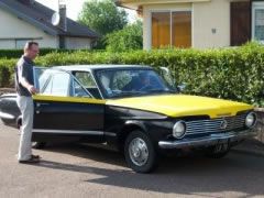 Louer une PLYMOUTH Valiant V200 de de 1964 (Photo 1)