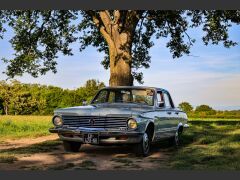 PLYMOUTH Valiant (Photo 1)