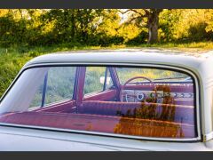 PLYMOUTH Valiant de 1964 en location pour mariage dans le Rh�ne