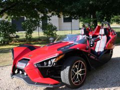 POLARIS Slingshot (Photo 1)