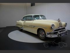 Louer une PONTIAC Chieftain de de 1953 (Photo 1)