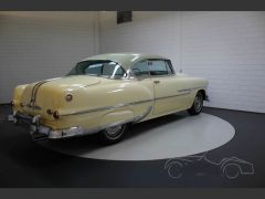 Louer une PONTIAC Chieftain de de 1953 (Photo 4)