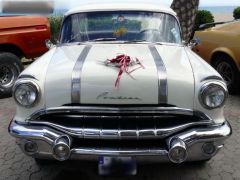 Louer une PONTIAC Chieftain de de 1956 (Photo 3)