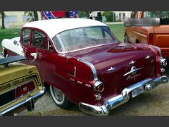 Louer une PONTIAC Chieftain de de 1956 (Photo 4)