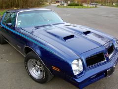 Louer une PONTIAC FIREBIRD Formula 400 de de 1976 (Photo 4)