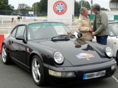 Louer une PORSCHE 911 Carrera 4 Type 964 de de 1990 (Photo 2)