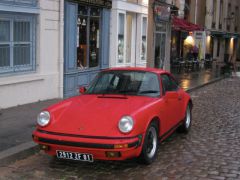 Louer une PORSCHE 911 Carrera de de 1989 (Photo 1)