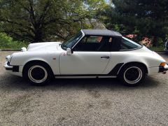 Louer une PORSCHE 911 SC Targa de de 1983 (Photo 2)