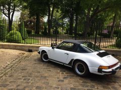 Louer une PORSCHE 911 SC Targa de de 1983 (Photo 3)