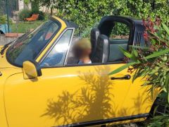 Louer une PORSCHE 911 Targa de de 1977 (Photo 3)