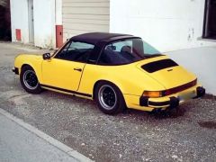 Louer une PORSCHE 911 Targa de de 1977 (Photo 4)