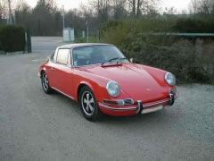 Louer une PORSCHE 911 de de 1968 (Photo 1)