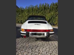 Louer une PORSCHE 911 de de 1983 (Photo 5)