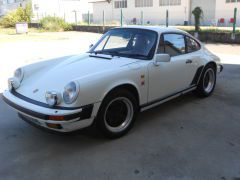 Louer une PORSCHE 911 de de 1988 (Photo 1)