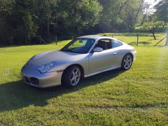 Louer une PORSCHE 911 de de 2000 (Photo 1)