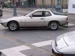 Louer une PORSCHE 924 de de 1982 (Photo 2)