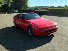 Louer une PORSCHE 944 Targa  de de 1985 (Photo 2)