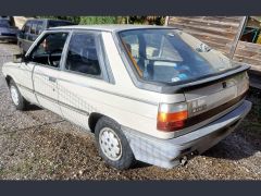 Louer une RENAULT 11 de de 1988 (Photo 2)