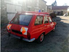 Louer une RENAULT 12  de de 1971 (Photo 3)