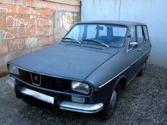 Louer une RENAULT 12 Break de de 1975 (Photo 1)