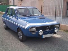 Louer une RENAULT 12 Gordini de de 1974 (Photo 3)