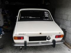 RENAULT 12 de 1977 en location pour mariage dans le Rh�ne