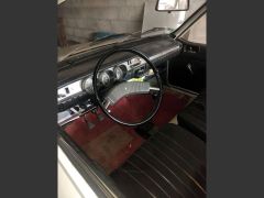 RENAULT 12 de 1977 en location pour mariage dans le Rh�ne