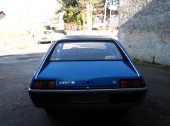 Louer une RENAULT 15 TL de de 1972 (Photo 2)