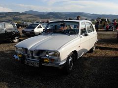 Louer une RENAULT 16 TS de 1970 (Photo 2)