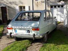 Louer une RENAULT 16 de de 1968 (Photo 3)