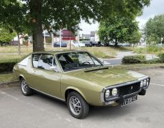 Louer une RENAULT 17 de de 1972 (Photo 1)