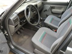 Louer une RENAULT 19 de de 1990 (Photo 5)