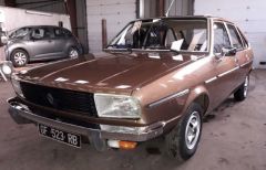 Louer une RENAULT 20 de de 1978 (Photo 1)