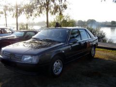 Louer une RENAULT 25 GTX de de 1987 (Photo 2)