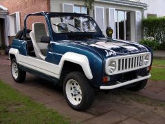 Louer une RENAULT 4 Car Système JP4 de de 1982 (Photo 1)