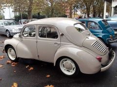 Louer une RENAULT 4 CV de de 1957 (Photo 4)