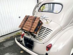 Louer une RENAULT 4 CV de de 1957 (Photo 5)