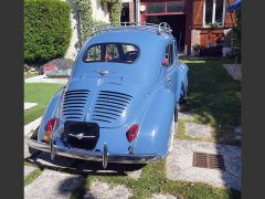 Louer une RENAULT 4 CV de de 1958 (Photo 3)