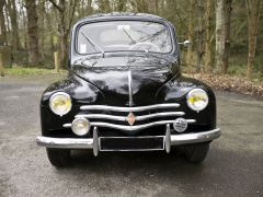 RENAULT 4 CV (Photo 3)